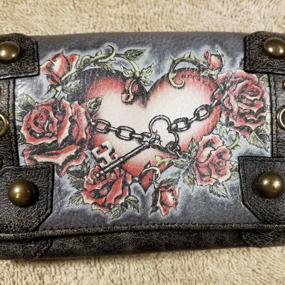 Isabella Fiore Handbags - Isabella Fiore Chained Heart Wallet - NWOT
